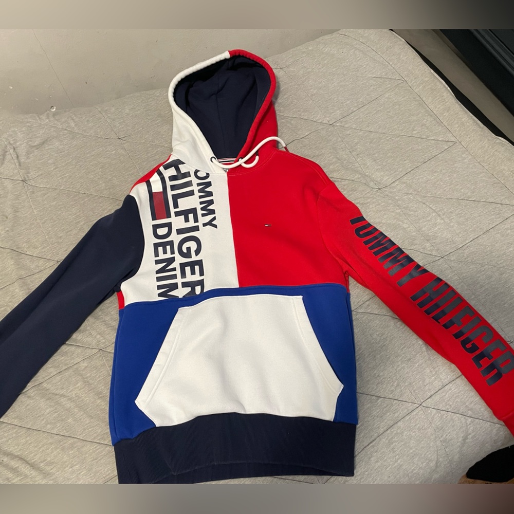 XS Red white and blue Tommy Hilfiger pullover hoodie